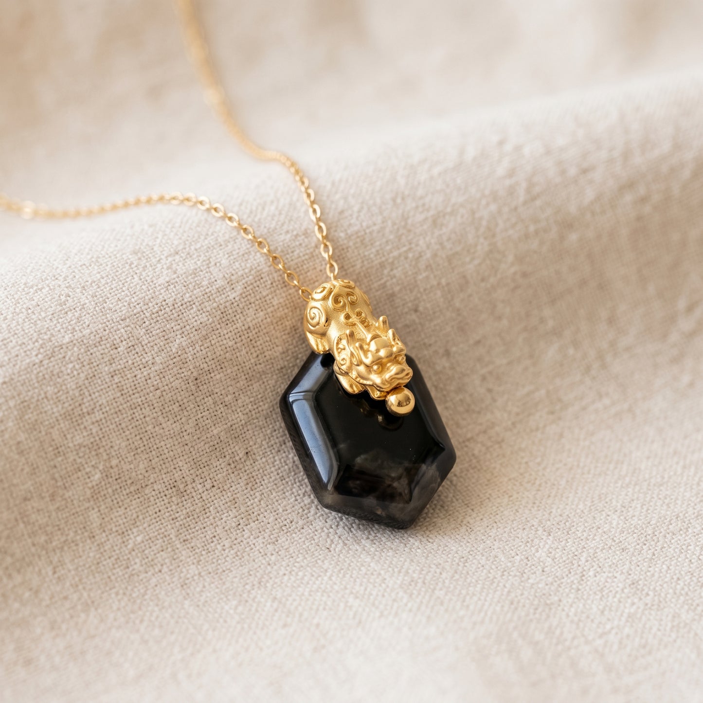 pixiu-black-obsidian-wealth-necklace