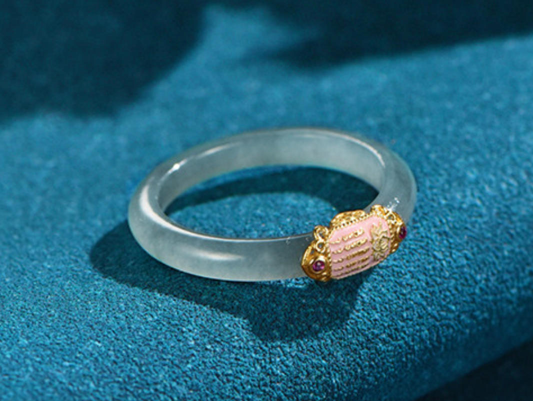 jade-pixiu-signet-ring