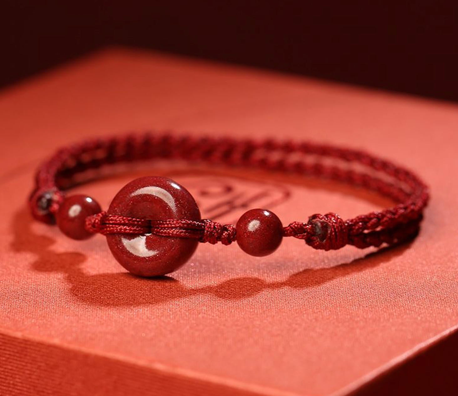 tibetan-red-string-lucky-charm-bracelet